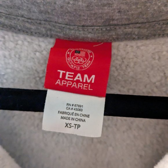 Team USA Tokyo Olympics 1/4 Zip Cropped Pullover Sweatshirt - Picture 2 of 2